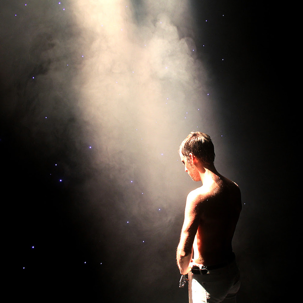 A candura dos primeiros passos de uma nova vida para Pedro de&nbsp;Troia