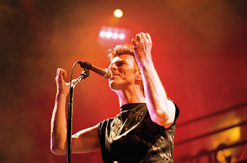 Série de edições de gravações ao vivo de David Bowie nos anos 90 arranca a 30 de&nbsp;outubro