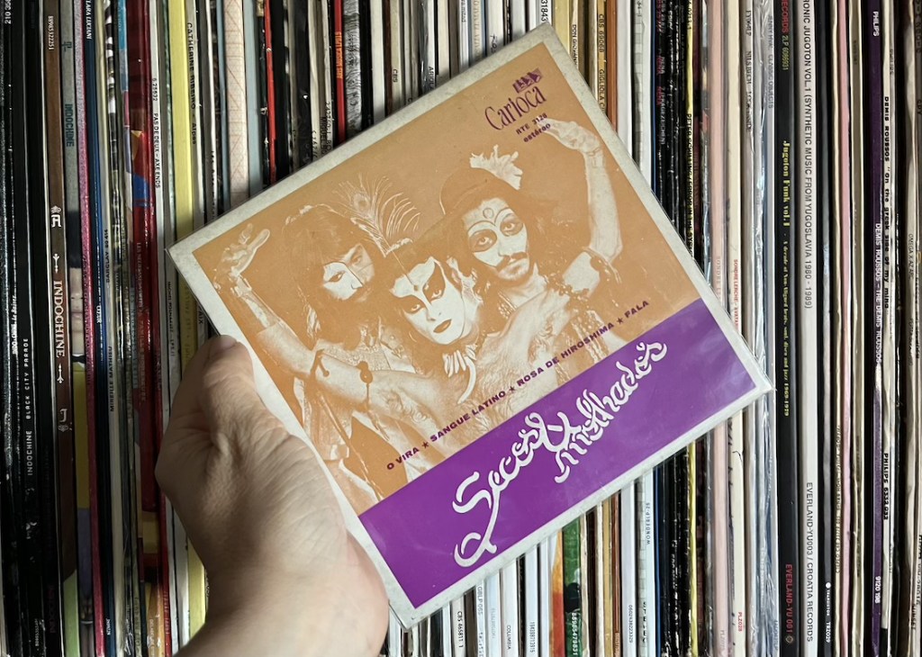 Secos & Molhados “Vira” (1974)