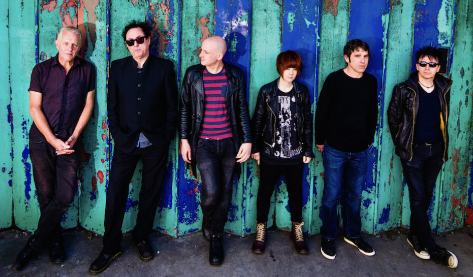 Uma janela panorâmica sobre a obra dos Blue&nbsp;Aeroplanes